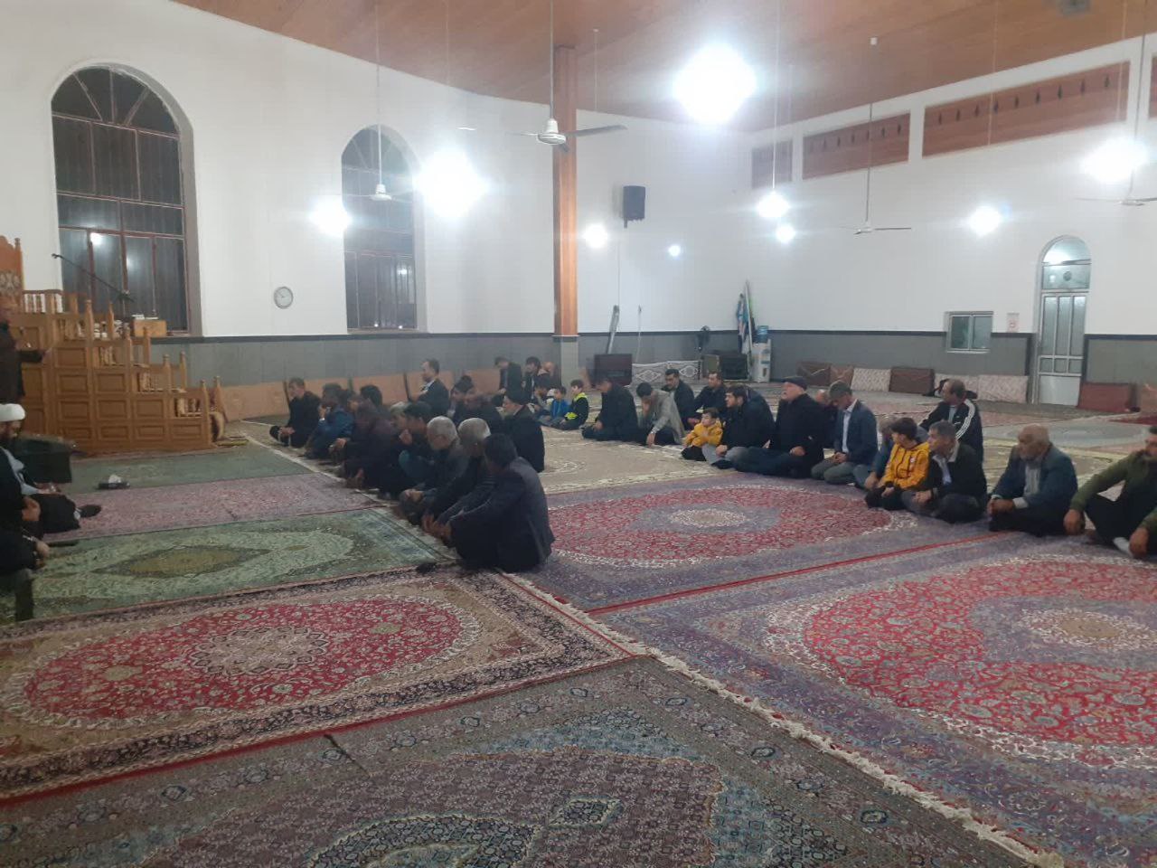 برگزاری روضه و ذکر مصیبت توسط خادمین موکب به مناسبت شهادت بانوی دو عالم حضرت فاطمه زهرا سلام الله علیها